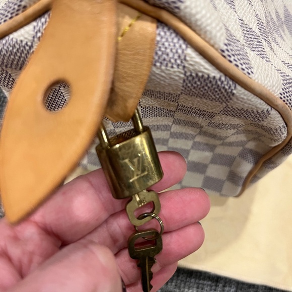 Louis Vuitton Damier Azur Speedy 30 w/ Dust Bag - Picture 3 of 11